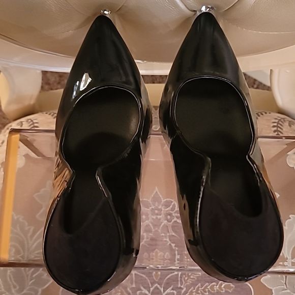 JustFab Lucine Black & White Heels - Picture 12 of 16